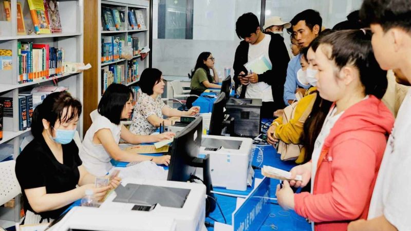 Trường Cho Sinh Viên Vay Tiền Đóng Học Phí