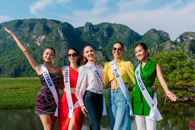 Thí Sinh Miss Cosmo 2024 Hào Hứng Đi Đò, Mê Đắm Cảnh Đẹp Ở Ninh Bình - Ảnh 2.