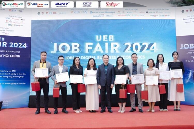 Nền Tảng Tuyển Dụng Job3S.vn Tiên Phong Tích Hợp 20 Loại Ai Đồng Hành Cùng Ngày Hội Việc Làm Ueb Job Fair 2024