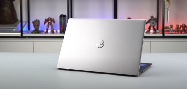 Laptop Dell 9