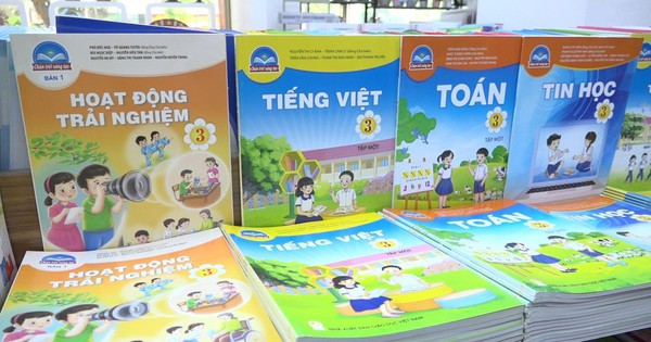 Tập Huấn Sách Giáo Khoa Trong Đổi Mới Giáo Dục