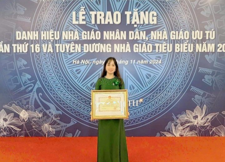 Nữ nhà giáo tiêu biểu đứng sau thành công của thí sinh đạt HCV Olympic Sinh học